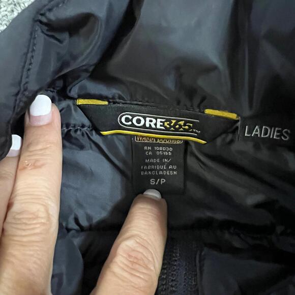 St. Jude Children’s Research Hospital Women’s Puffer Vest size Small NWOT - Picture 3 of 3